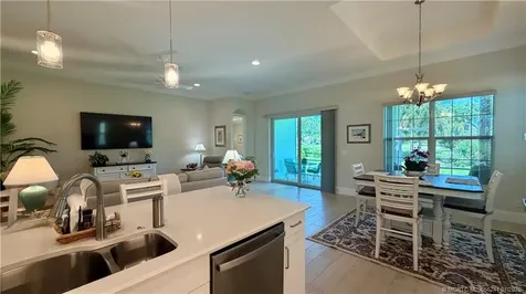 1330 Saint Catherines Circle Vero Beach FL 32967