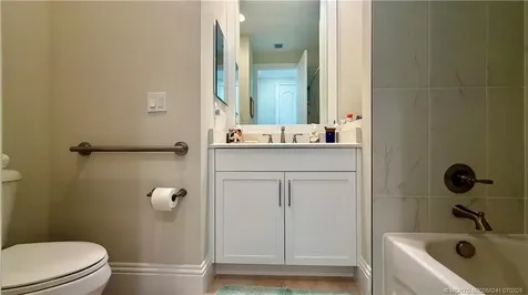 1330 Saint Catherines Circle Vero Beach FL 32967