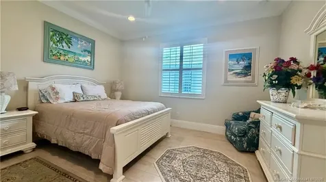 1330 Saint Catherines Circle Vero Beach FL 32967