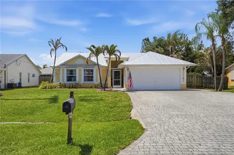 2326 SE Luau Avenue Port St Lucie FL 34952