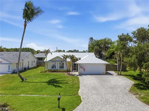 2326 SE Luau Avenue Port St Lucie FL 34952