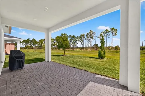 1337 SE Crosswood Way Port St Lucie FL 34984