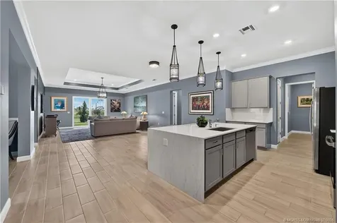 1337 SE Crosswood Way Port St Lucie FL 34984