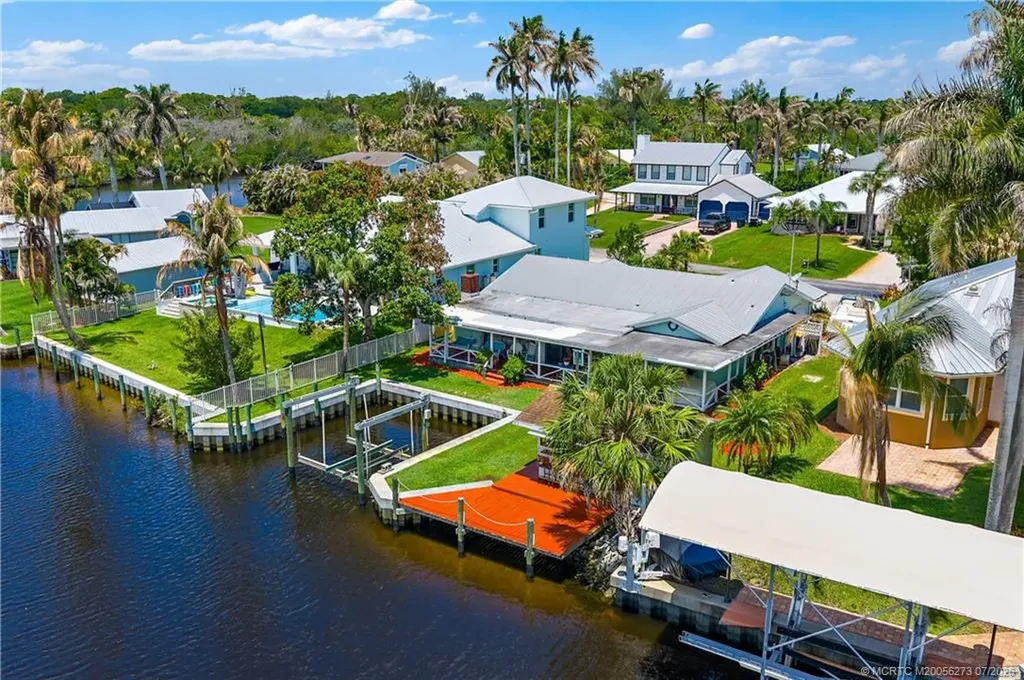 715 SW Rustic Circle Stuart FL 34997