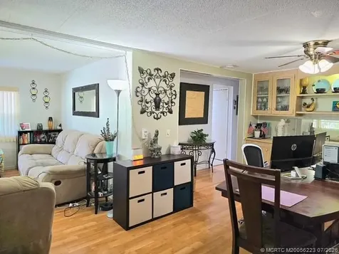 6322 Cypress Lane Lantana FL 33462