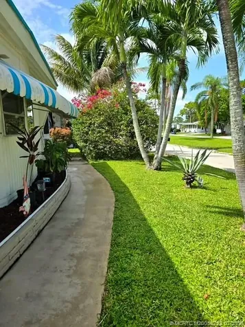 6322 Cypress Lane Lantana FL 33462