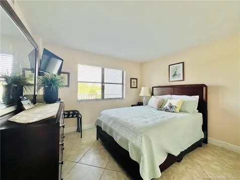 4250 N Highway A1a Fort Pierce FL 34949