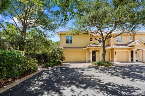 986 SE Willoughby Trace Stuart FL 34997