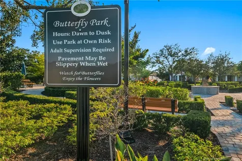 10582 SW Westlawn Boulevard Port St Lucie FL 34987