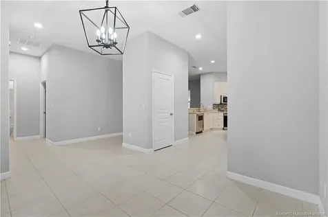 10582 SW Westlawn Boulevard Port St Lucie FL 34987