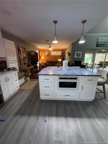 2880 SE Fairway W Stuart FL 34997