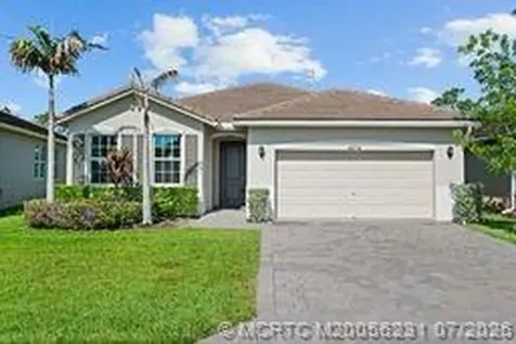 4474 NW King Court Jensen Beach FL 34957