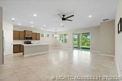4474 NW King Court Jensen Beach FL 34957