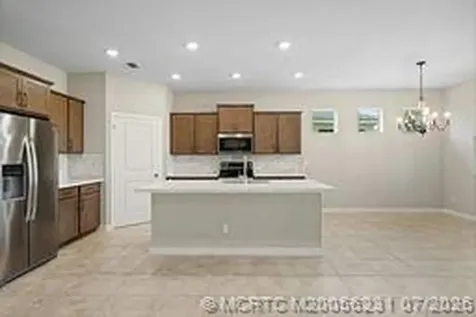 4474 NW King Court Jensen Beach FL 34957