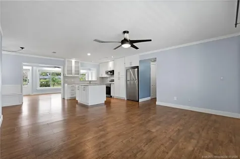 864 SE Degan Drive Port St Lucie FL 34983