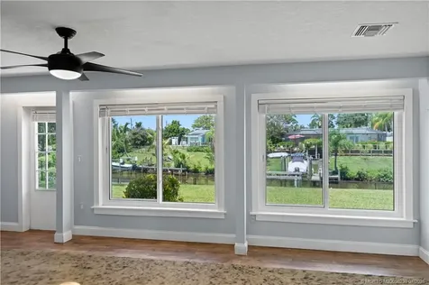 864 SE Degan Drive Port St Lucie FL 34983