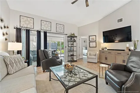 2387 SW Foxpoint Way Palm City FL 34990
