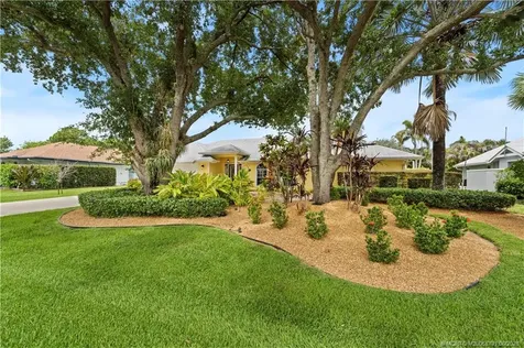 972 SW Hunt Club Circle Palm City FL 34990