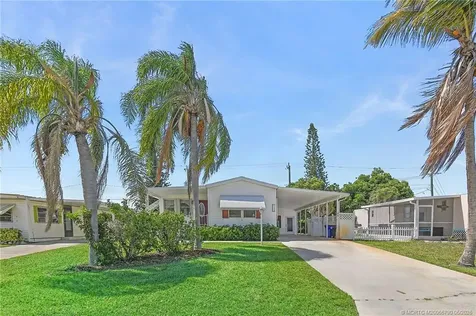 7149 SE Ridgeway Terrace Hobe Sound FL 33455