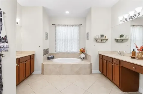 2276 NW Diamond Creek Way Jensen Beach FL 34957