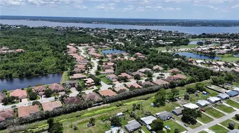 2276 NW Diamond Creek Way Jensen Beach FL 34957