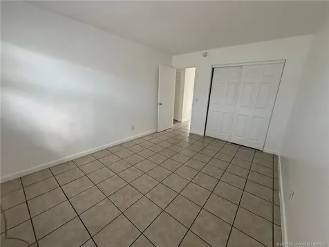 1865 40th Avenue Vero Beach FL 32960