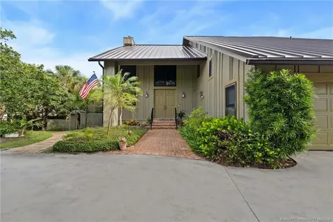 940 NE Stokes Terrace Jensen Beach FL 34957