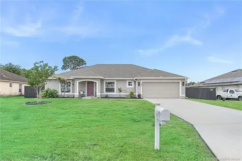 1382 SW Crest Avenue Port St Lucie FL 34953