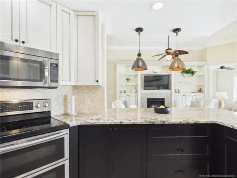 5425 Barbados Square Vero Beach FL 32967