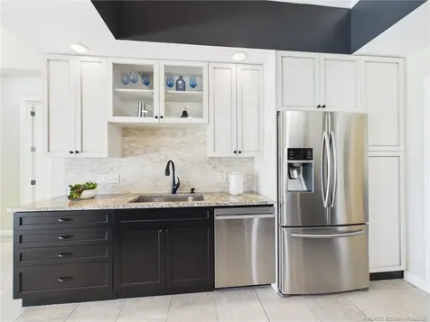5425 Barbados Square Vero Beach FL 32967