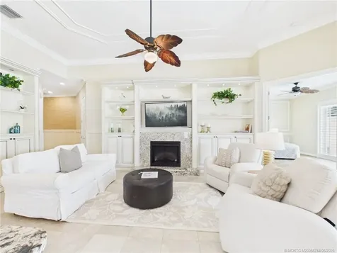 5425 Barbados Square Vero Beach FL 32967