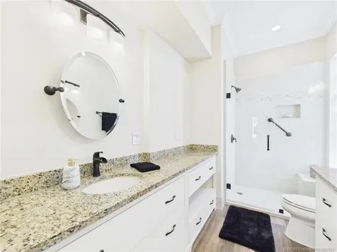 5425 Barbados Square Vero Beach FL 32967