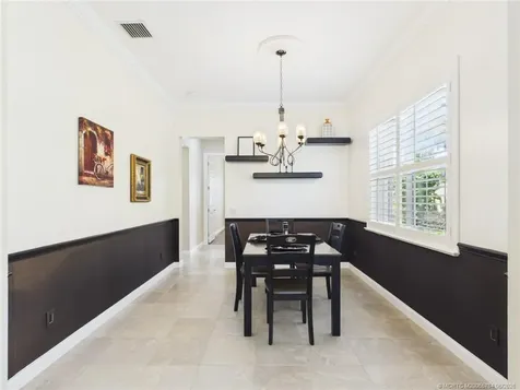 5425 Barbados Square Vero Beach FL 32967