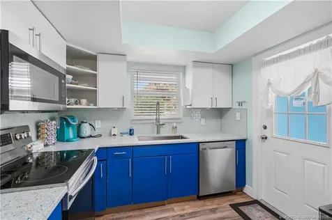 1001 SE 16th Court Stuart FL 34996