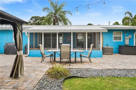 1001 SE 16th Court Stuart FL 34996