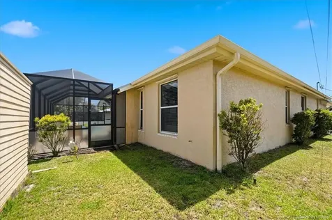 3415 SE Hart Circle Port St Lucie FL 34984