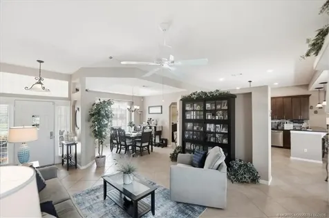 3415 SE Hart Circle Port St Lucie FL 34984