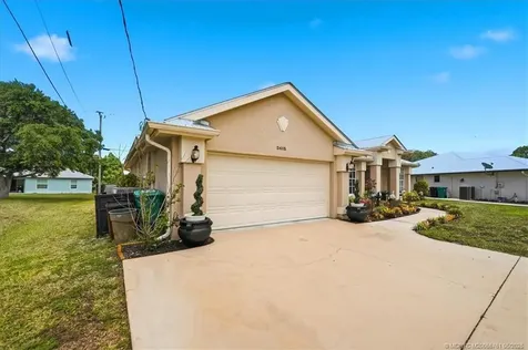 3415 SE Hart Circle Port St Lucie FL 34984