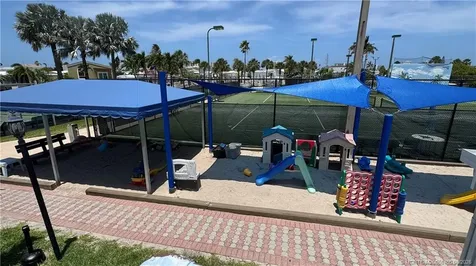 466 Nettles Boulevard Jensen Beach FL 34957