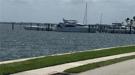 466 Nettles Boulevard Jensen Beach FL 34957