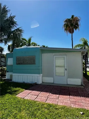 466 Nettles Boulevard Jensen Beach FL 34957