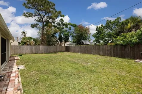 5819 SE Wilsie Drive Stuart FL 34997