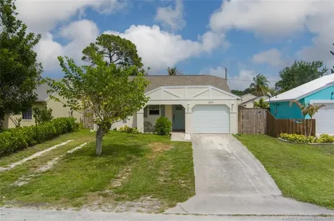 5819 SE Wilsie Drive Stuart FL 34997