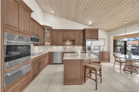 9067 SE Star Island Way Hobe Sound FL 33455