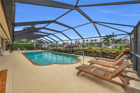 9067 SE Star Island Way Hobe Sound FL 33455