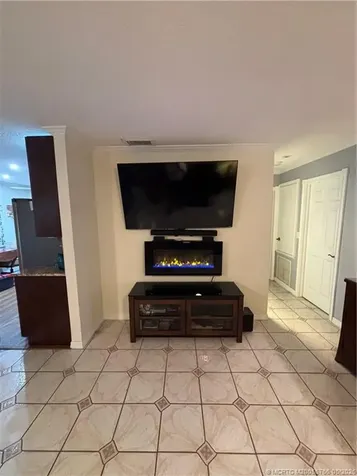 1509 SE Belcrest Street Port St Lucie FL 34952