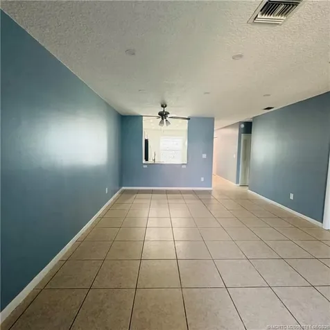 4421 SE Village Road Stuart FL 34997