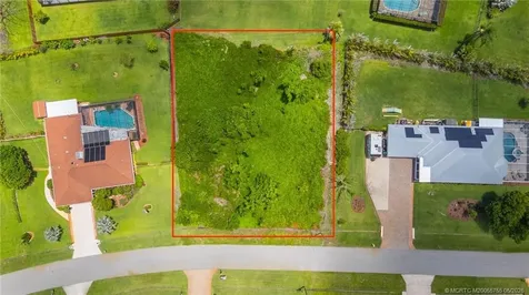 2012 SE Giffen Avenue Port St Lucie FL 34952