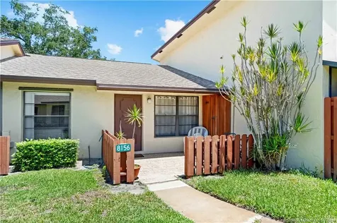 8156 SE Villa Way Hobe Sound FL 33455