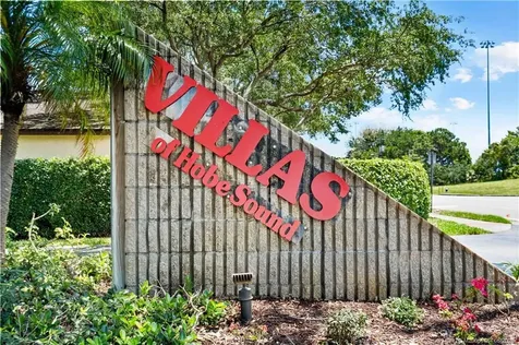 8156 SE Villa Way Hobe Sound FL 33455